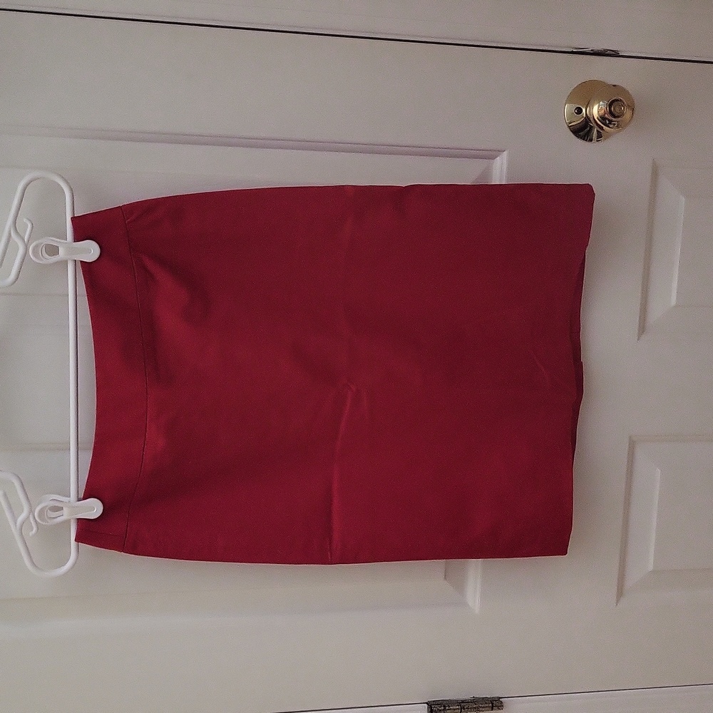 Like New Talbots Red Stretch Skirt, Size 2 Petite